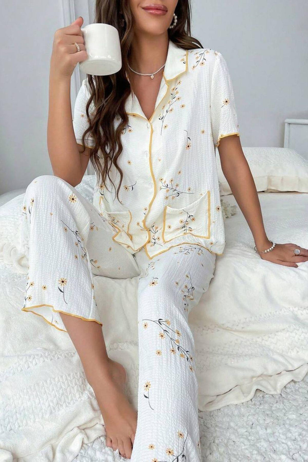 Pyjama-Set mit Gänseblümchenmuster und Taschen -7019