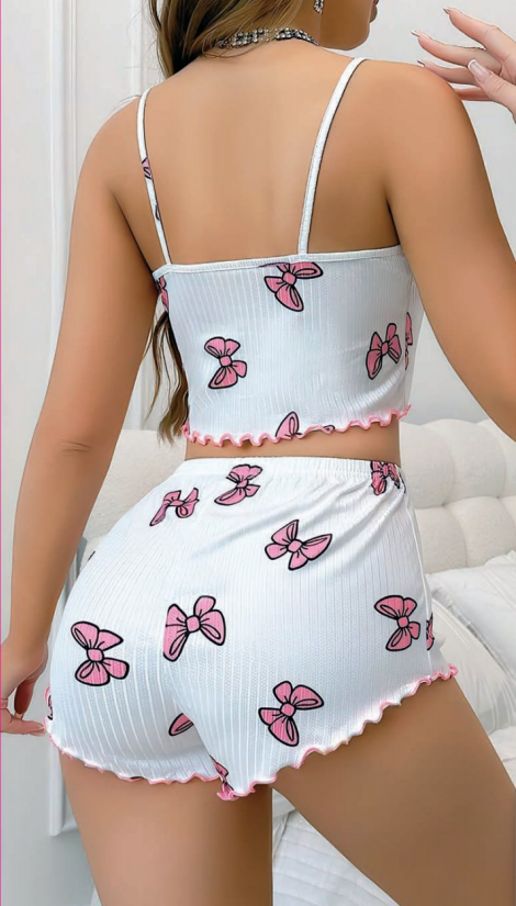 Damen-Pyjama-Set mit weißen, knöchellangen Shorts mit Schmetterlingsmuster – Baumwollrippstoff – Größen S-M/L-XL
