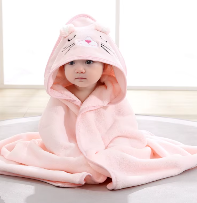 Neues Babybadetuch mit Kapuze und Tiermotiven, weiches, schnell saugfähiges Mikrofaser-Korallenfleece-Babybadetuch